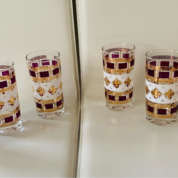 Gold Mid Century Glasses of 6 - Picture 10 of 11